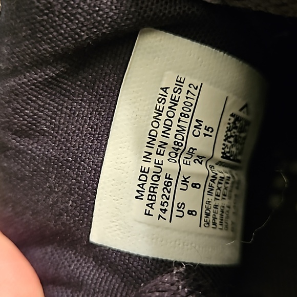 Converse high top toddler shoes - Picture 9 of 9